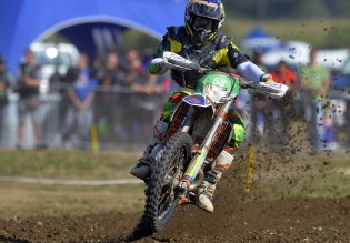 Daniel Sanders on his KTM 300 EXC credit Mark Kariya